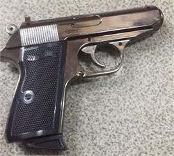 Зажигалка сувенирная Walter 7.65 мм в кобуре и подарочной коробке - фото 112552